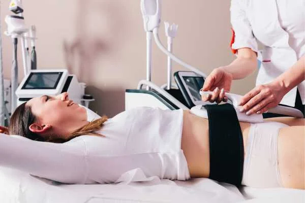 woman having body sculpting to help improve her body image and her mental health Cambridgeshire